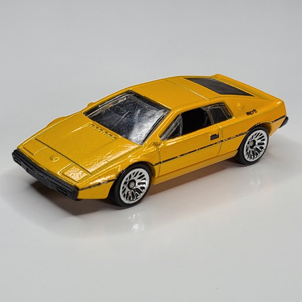 Lotus Espirit S1 (Yellow)