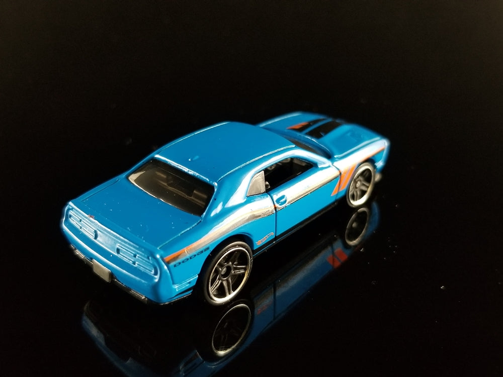 '15 Dodge Challenger SRT