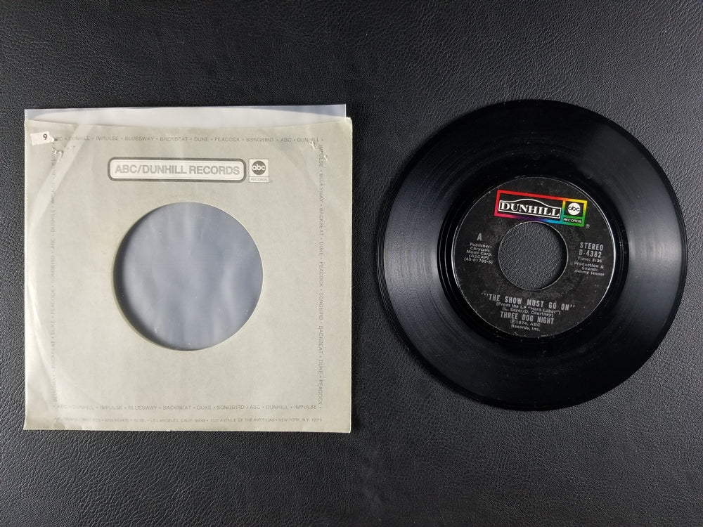 Three Dog Night - The Show Must Go On (1974, 7'' Single)