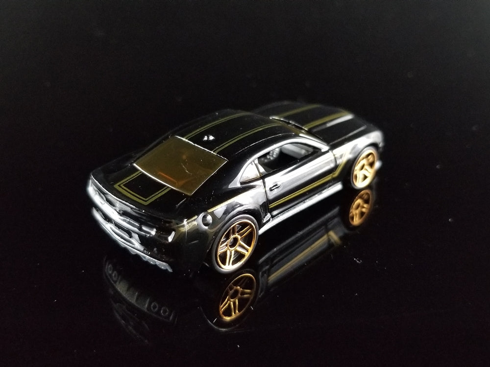2013 Hot Wheels Chevy Camaro Special Edition