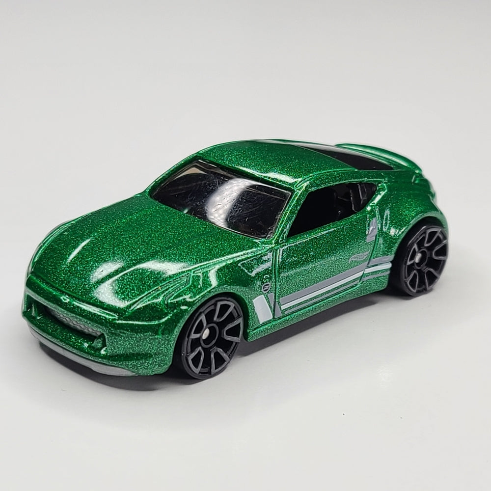 Nissan 370Z (Green)