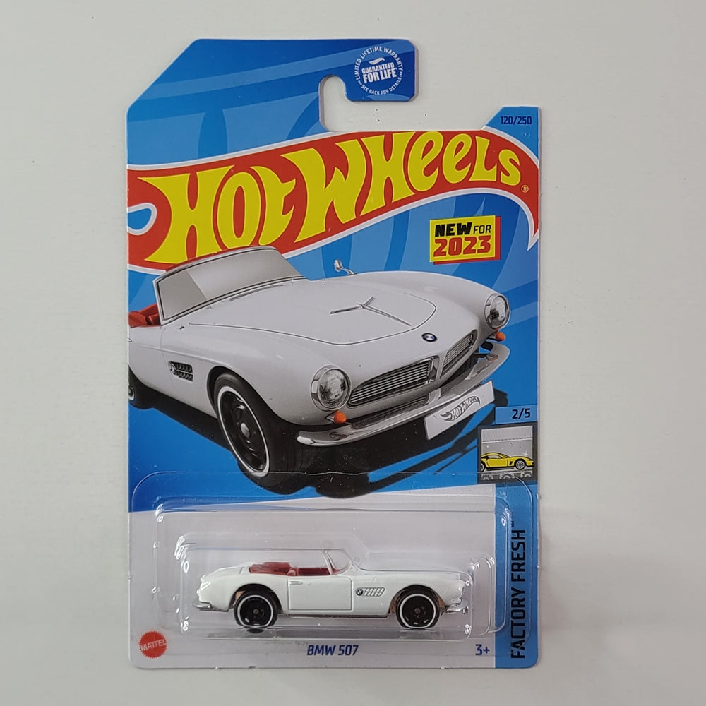 Hot Wheels - BMW 507 (Feather White)