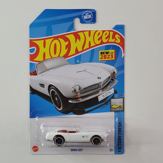 Hot Wheels - BMW 507 (Feather White)