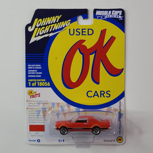 Johnny Lightning - 1976 Plymouth Volare Road Runner (Spitfire Orange) [Limited Edition - 1 of 18056]