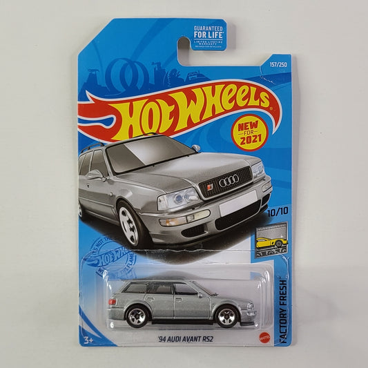 Hot Wheels - '94 Audi Avant RS2 (Polar Silver)