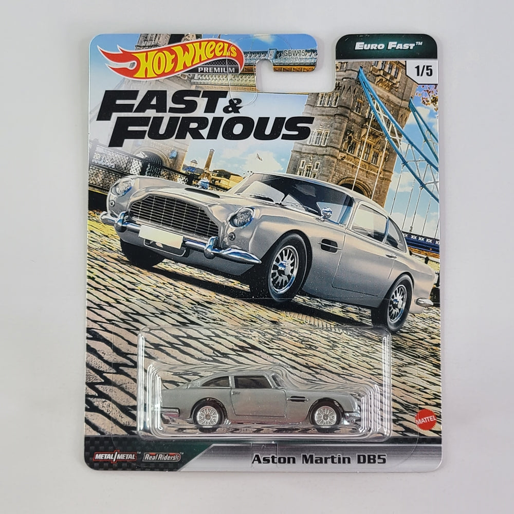 Hot Wheels Premium - Aston Martin DB5 (Silver)