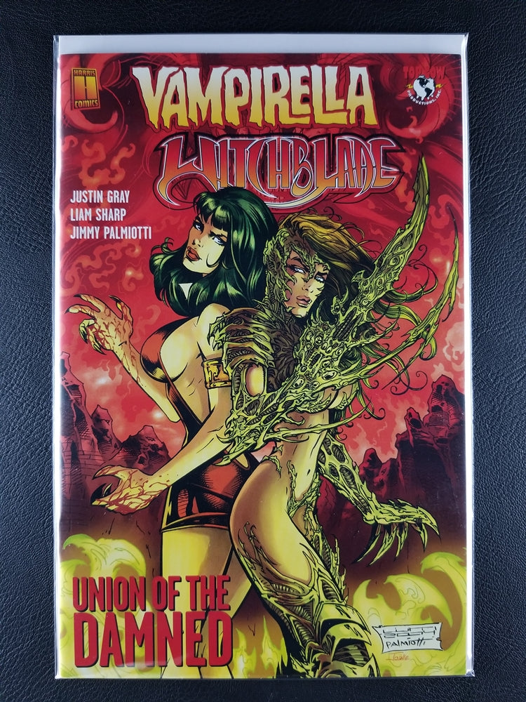 Vampirella/Witchblade: Union of the Damned #1A (Harris, October 2004)