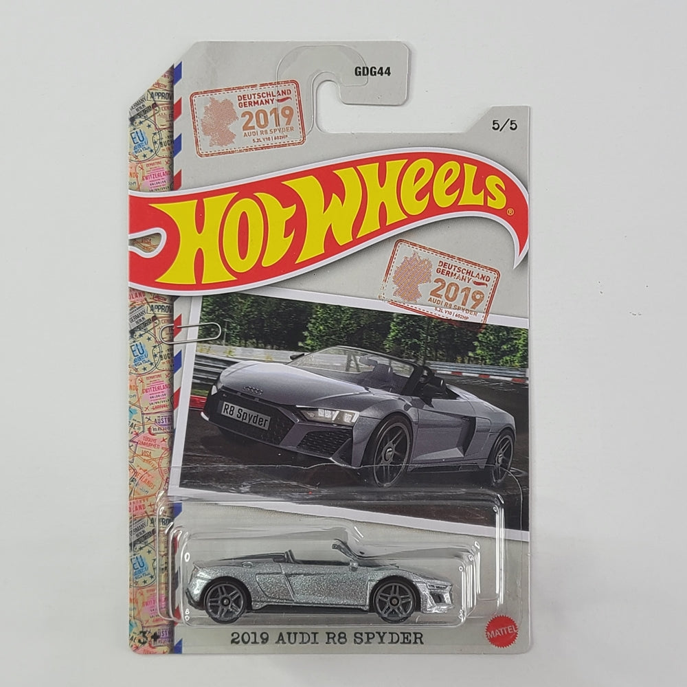 Hot Wheels - 2019 Audi R6 Spyder (Metalflake Daytona Gray)