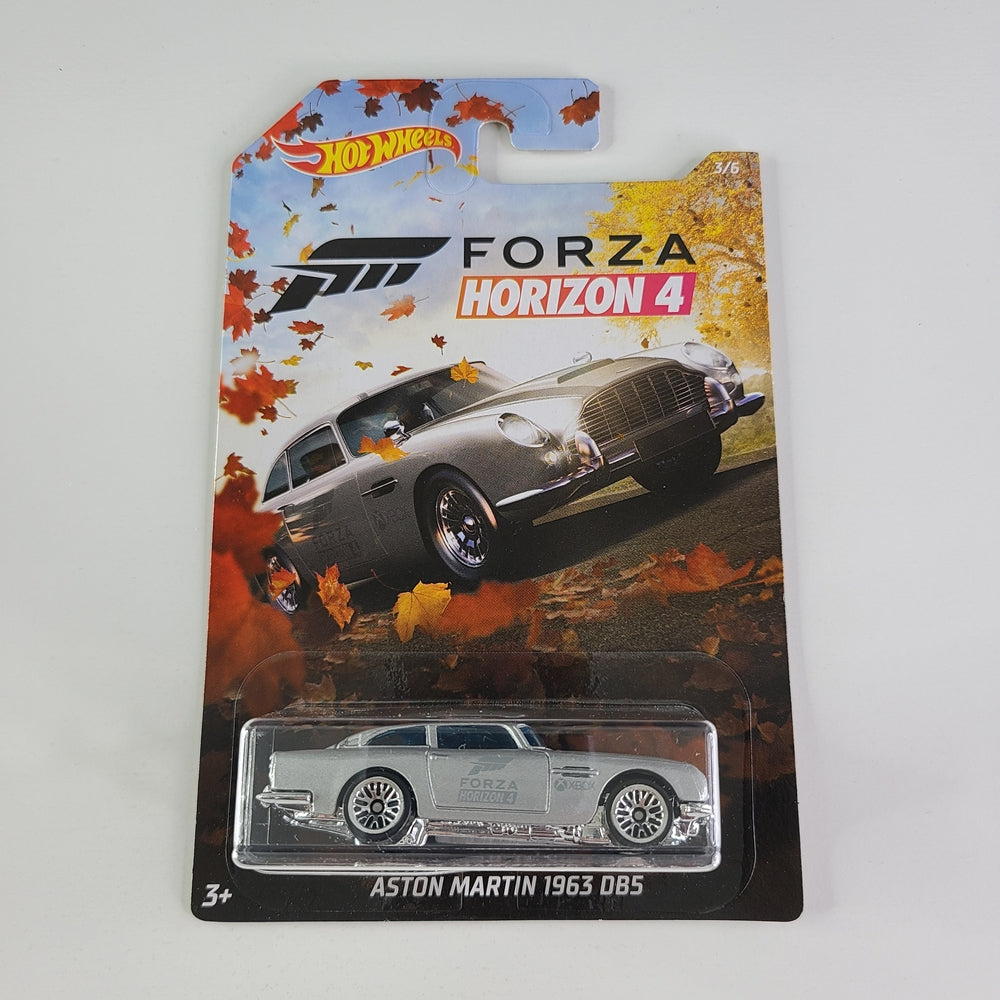 Hot Wheels - Aston Martin 1963 DB5 (Silver) [Walmart Exclusive]