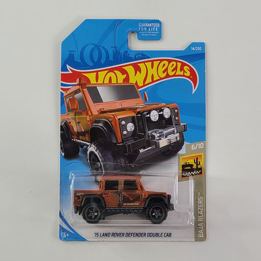 Hot Wheels - '15 Land Rover Defender Double Cab (Matte Copper Orange)