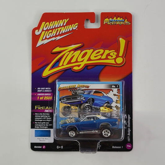 Johnny Lightning - 1971 Dodge Challenger (High Tide Blue Metallic) [Limited Edition - 1 of 2500]