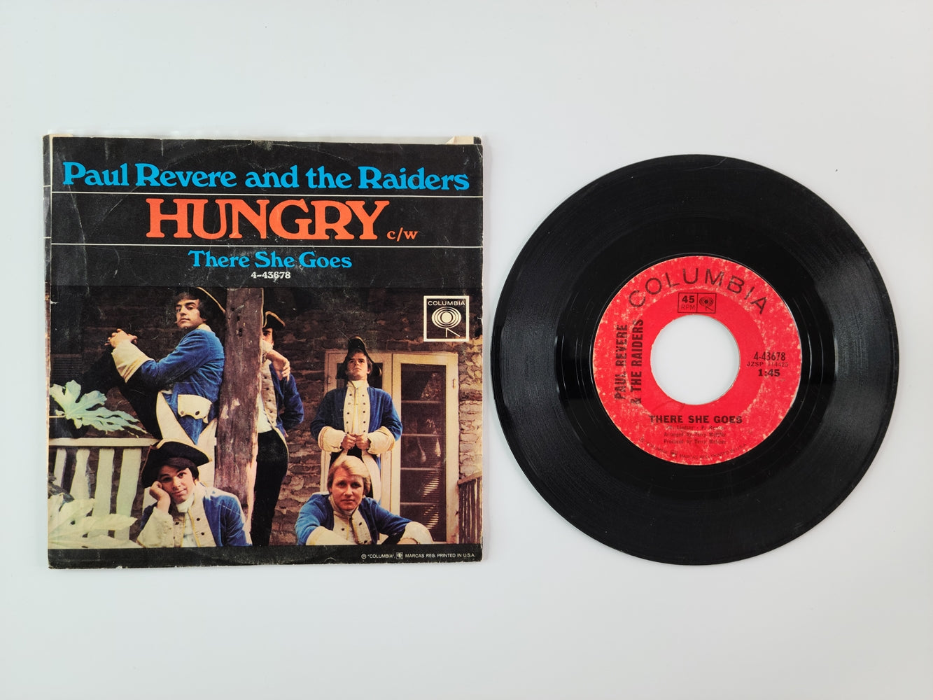 Paul Revere and the Raiders - Hungry / There She Goes (1966, 7'' Single)