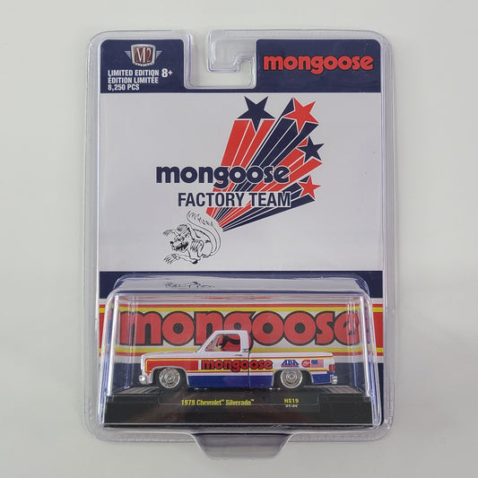 M2 - 1979 Chevrolet Silverado (White/Red/Blue) [Limited Edition - 8,250 Pcs]