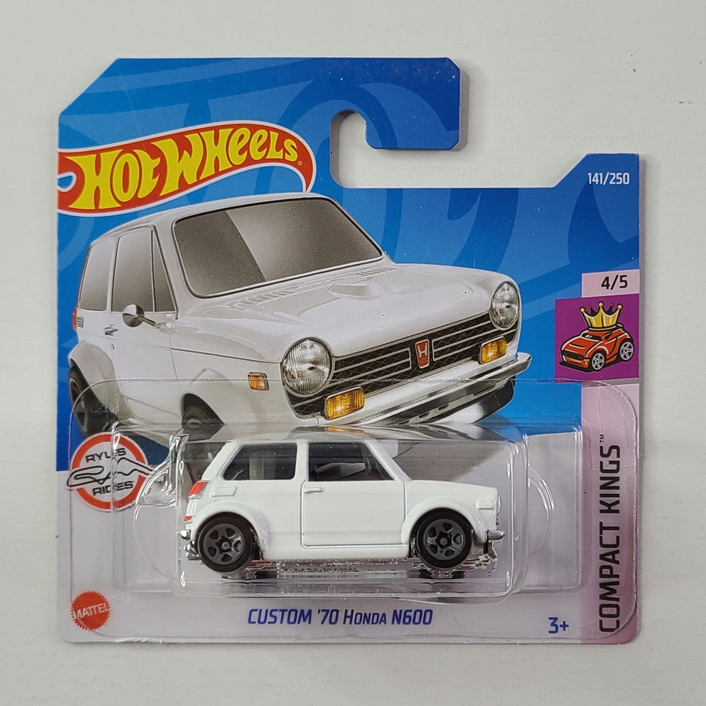 Hot Wheels - Custom '70 Honda N600 (White) [Short Card]