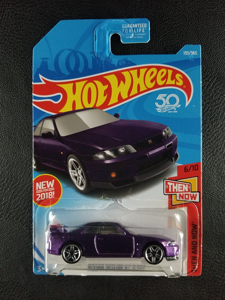 Hot Wheels - Nissan Skyline GT-R R33 (Purple)