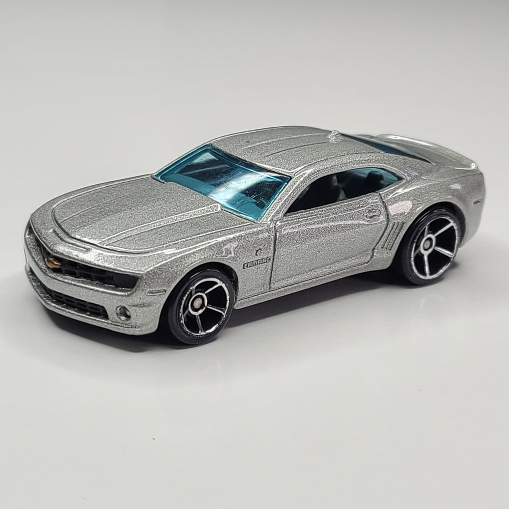 10 Camaro SS (Silver)