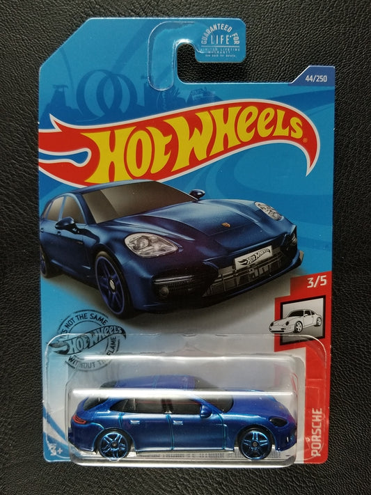 Hot Wheels - Porsche Panamera Turbo S E-Hybrid Sport Turismo (Blue)