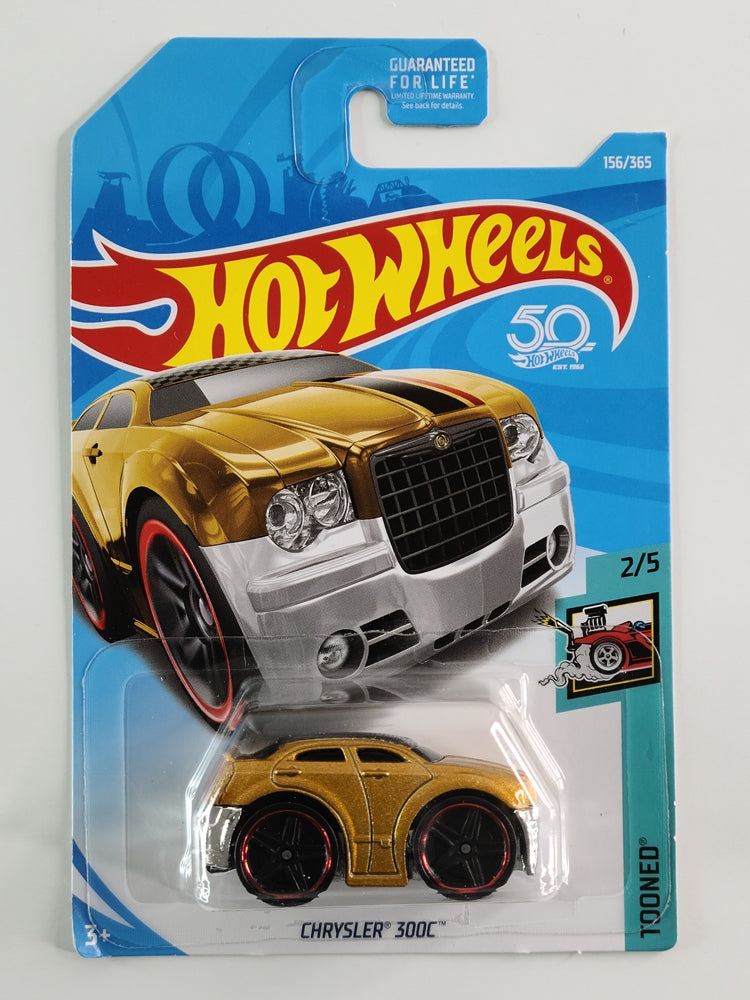 Hot Wheels - Chrysler 300C (Metalflake Gold)