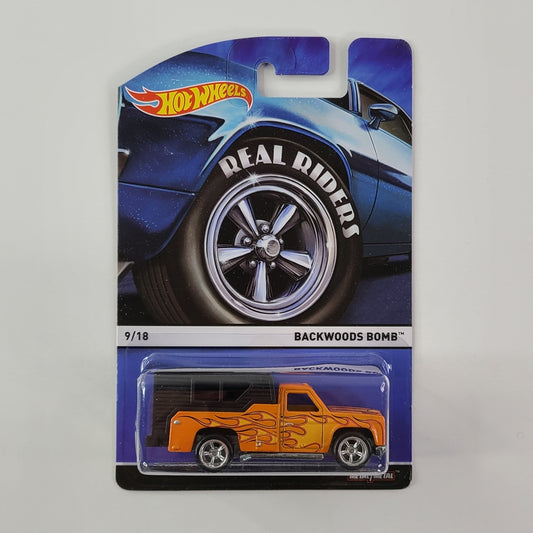 Hot Wheels - Backwoods Bomb (Orange w/ Black Camper shell)