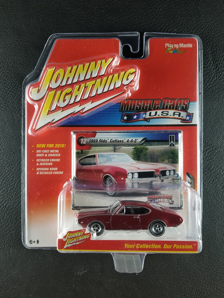 Johnny Lightning - 1969 Olds Cutlass 4-4-2 (Red) [12/12 - Muscle Cars USA 2016, Series 2]