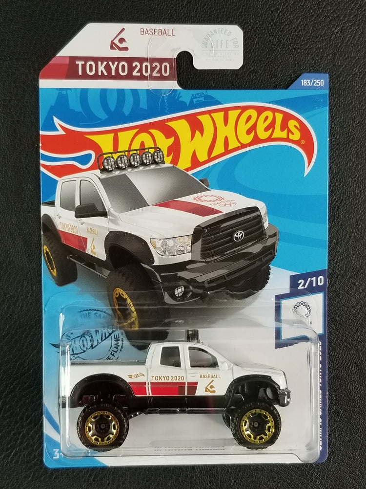 Hot Wheels - '10 Toyota Tundra (White)