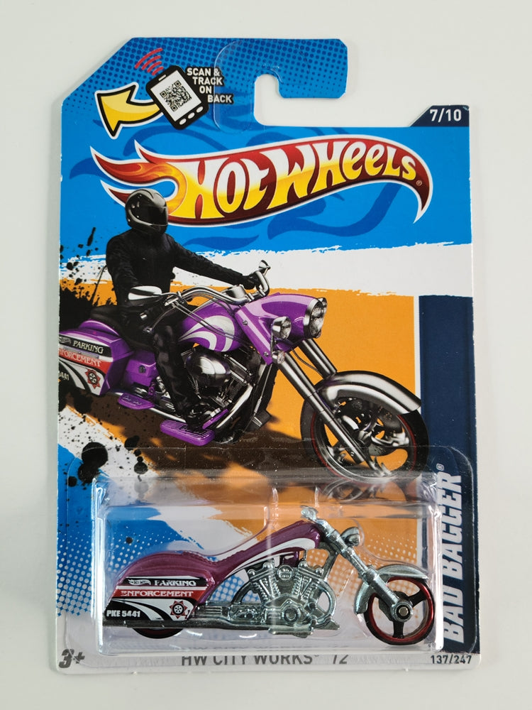 Hot Wheels - Bad Bagger (Metallic Purple) [HW City Works Series (2012) - 7/10]