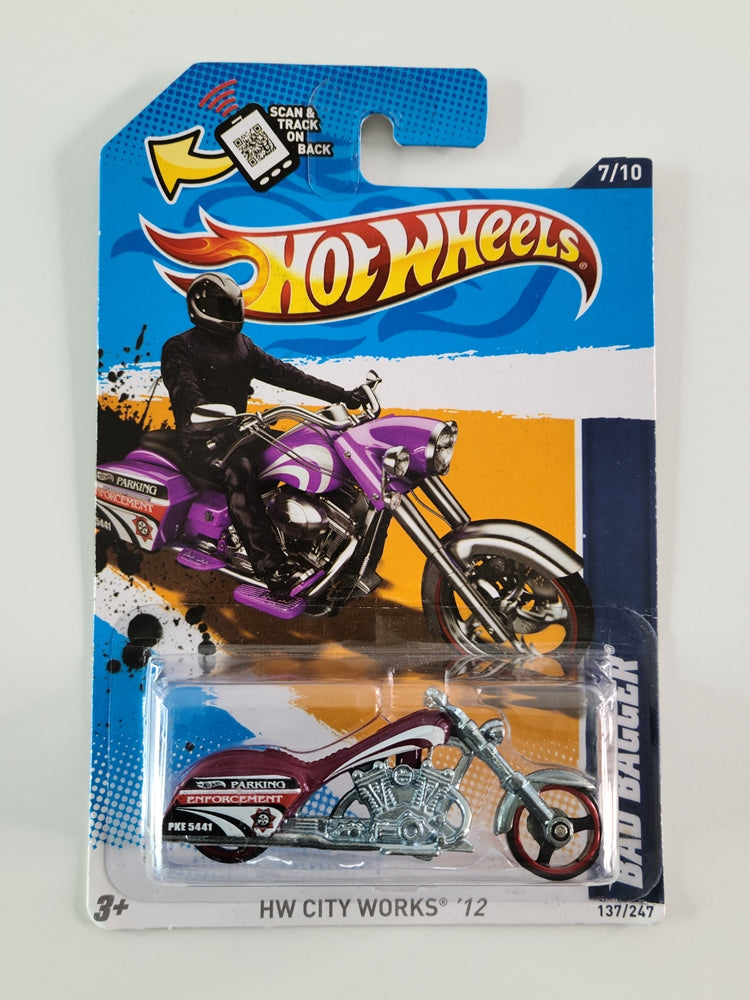 Hot Wheels - Bad Bagger (Metallic Purple)