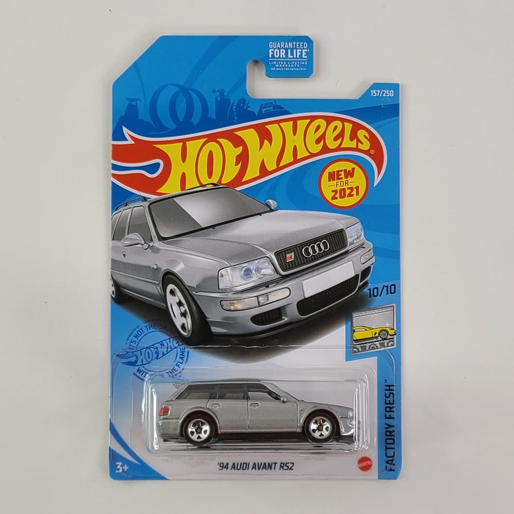 Hot Wheels - '94 Audi Avant RS2 (Metalflake Silver) [New for 2021]