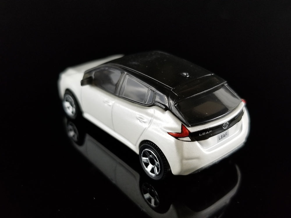 '18 Nissan Leaf