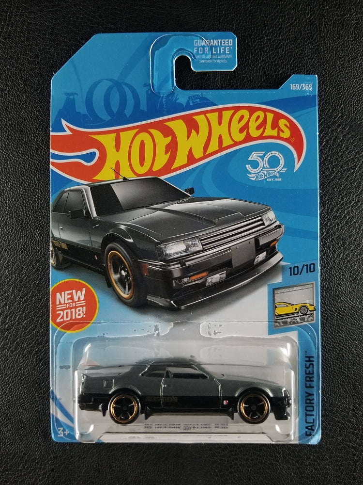 Hot Wheels - '82 Nissan Skyline R30 (Gray) – Throwback Collectibles