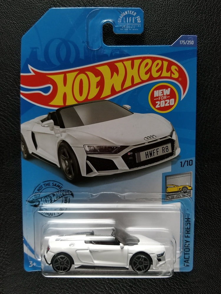 Hot Wheels - 2019 Audi R8 Spyder (White)