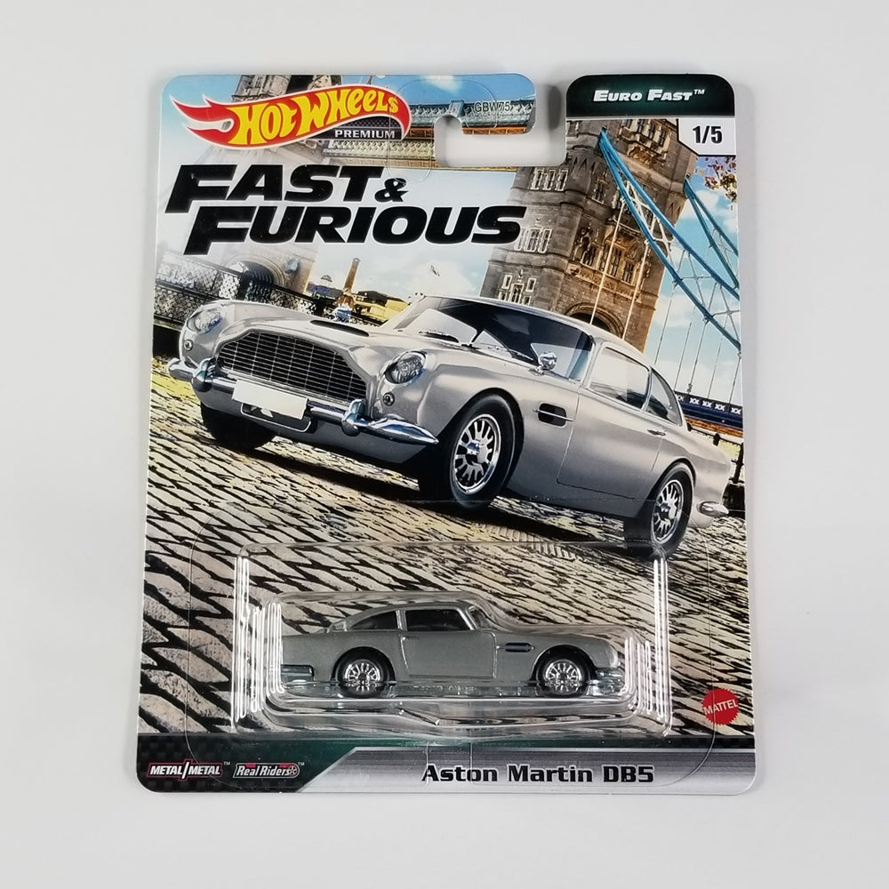 Hot Wheels Premium - Aston Martin DB5 (Silver)