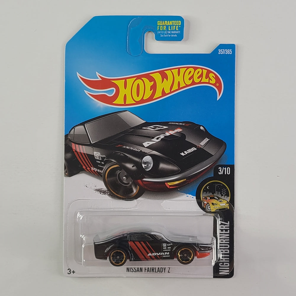 Hot Wheels - Nissan Fairlady Z (Metalflake Black) – Throwback Collectibles