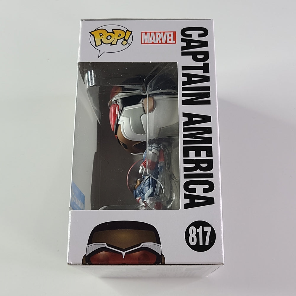 Funko Pop! - Captain America #817 [Walmart Exclusive]