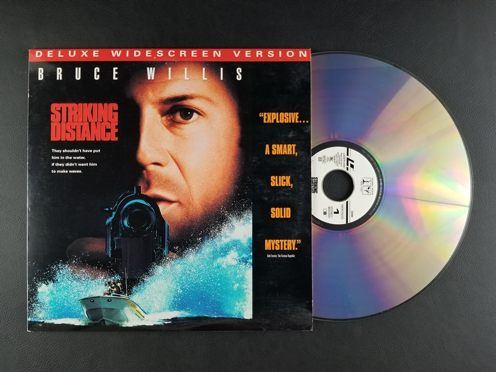 Striking Distance [Widescreen] (1993, Laserdisc)