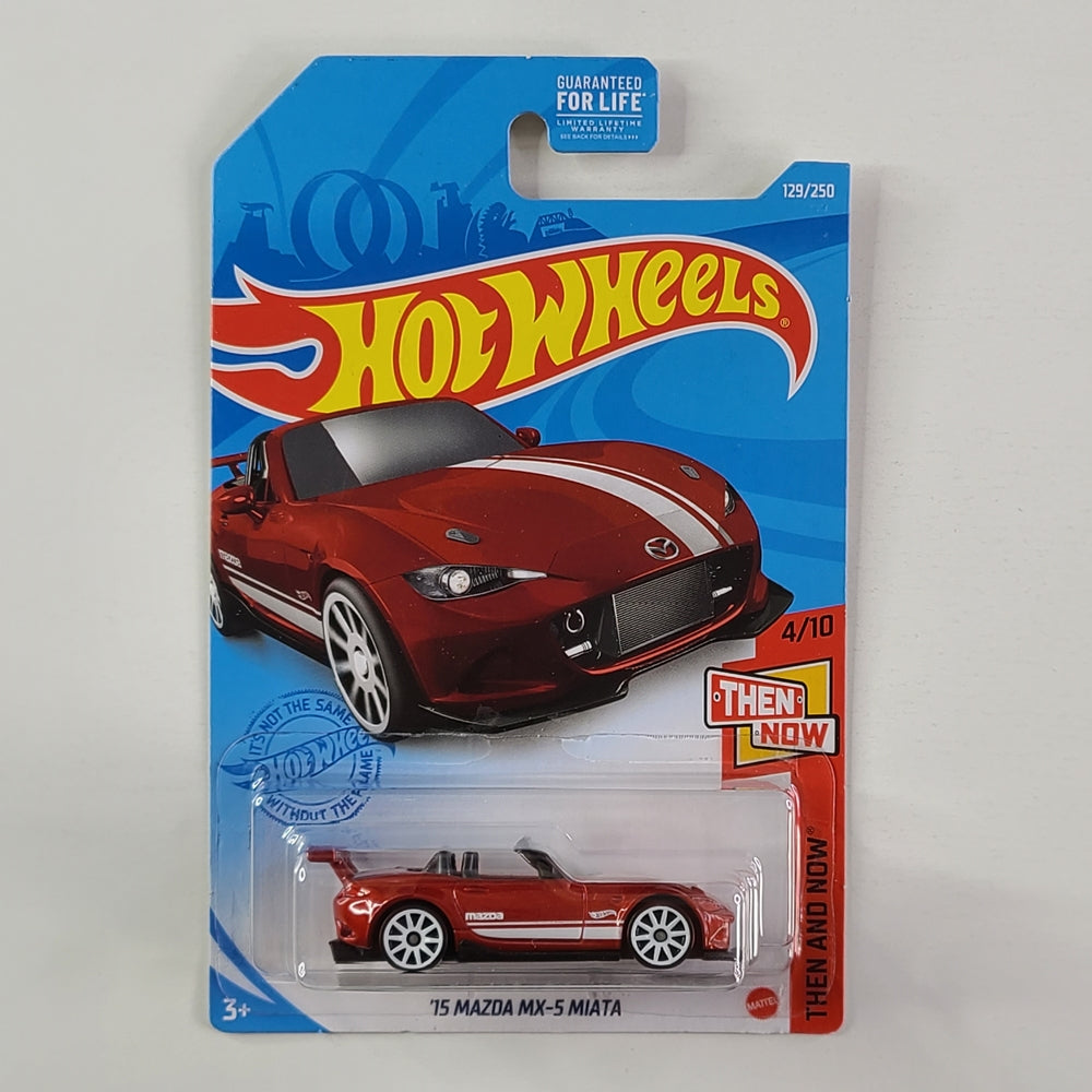 Hot Wheels - '15 Mazda MX-5 Miata (Red)