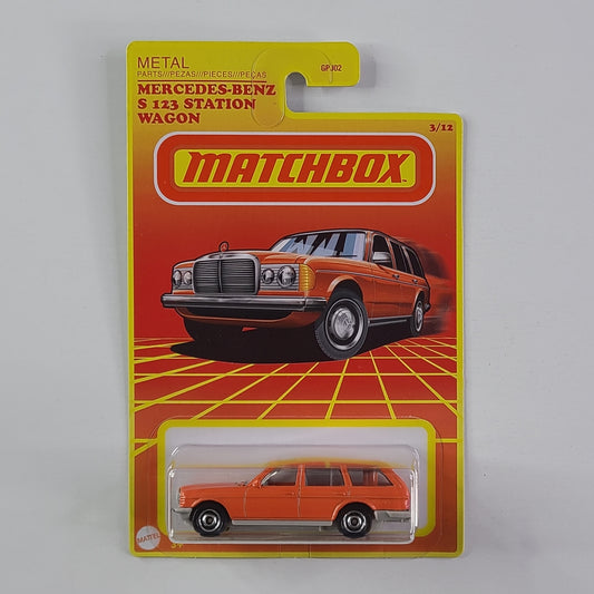 Matchbox - Mercedes-Benz S 123 Station Wagon (Bright Orange) [Target Exclusive]