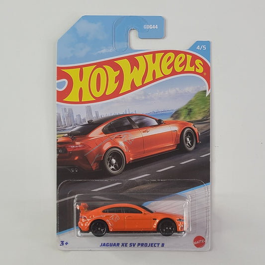 Hot Wheels - Jaguar XE SV Project 8 (Firesand Orange)