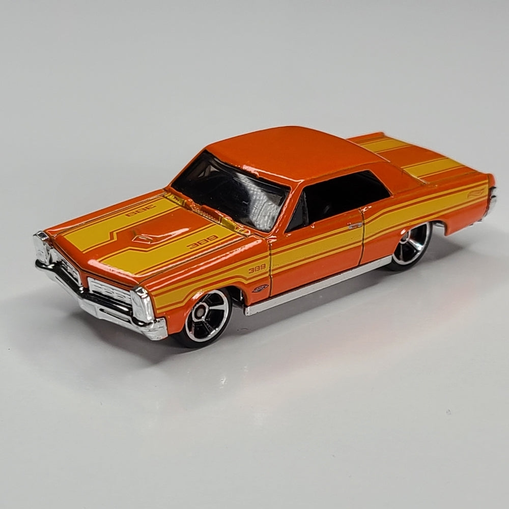 65 Pontiac GTO (Orange)