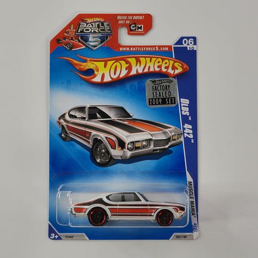 Hot Wheels - Olds 442 (White) [Factory Sealed 2009 Set]