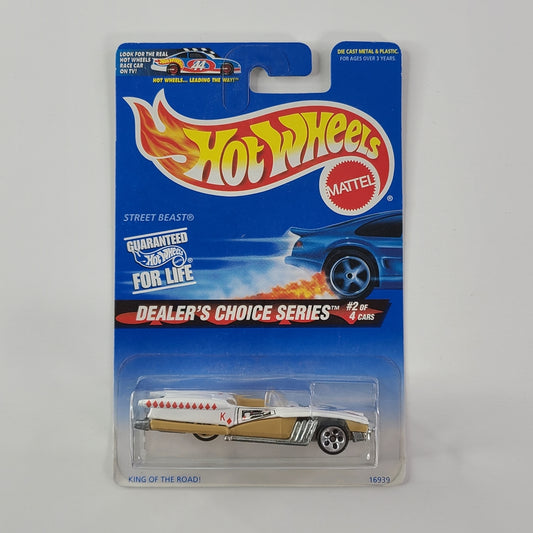 Hot Wheels - Street Beast (White & Gold)