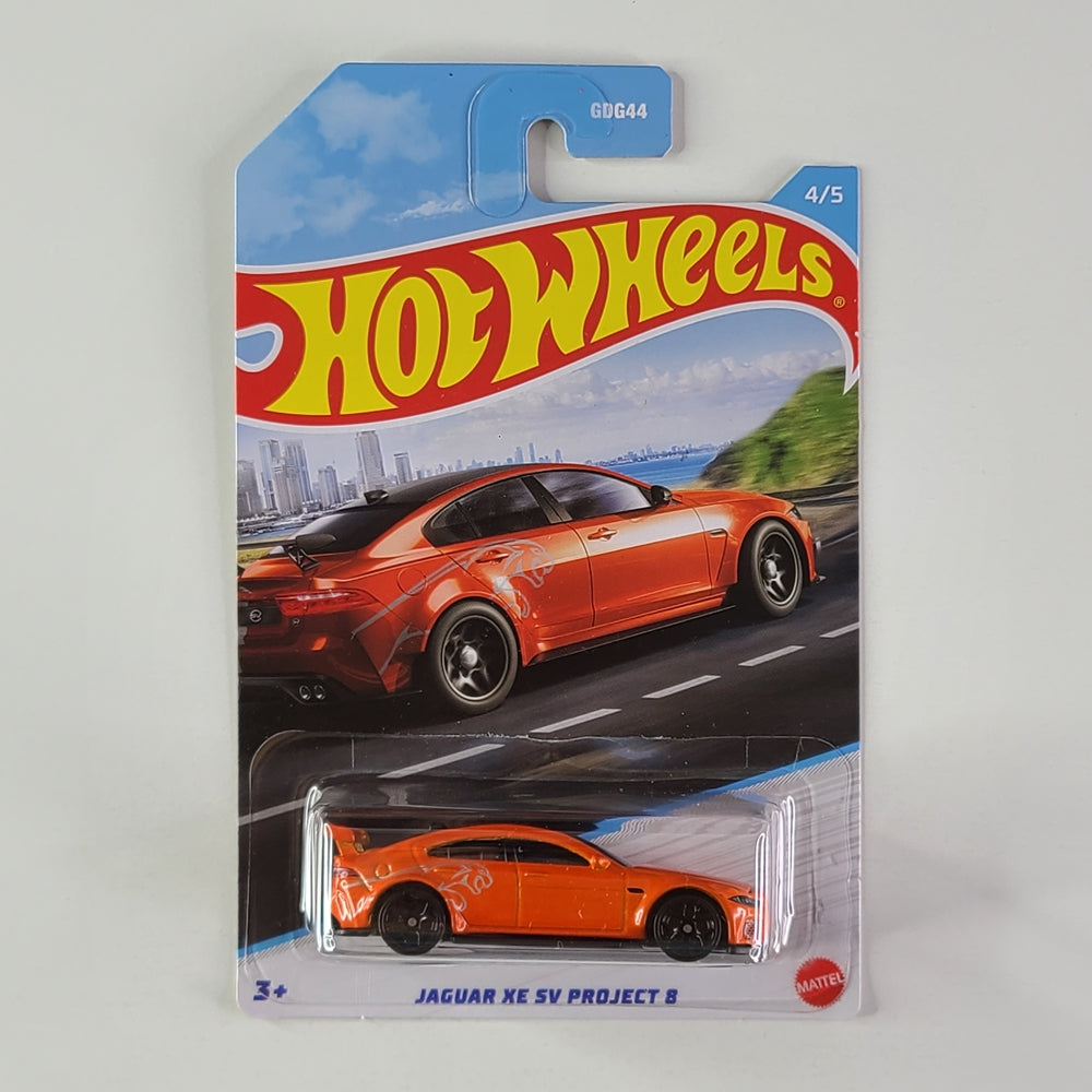 Hot Wheels - Jaguar XE SV Project 8 (Firesand Orange)