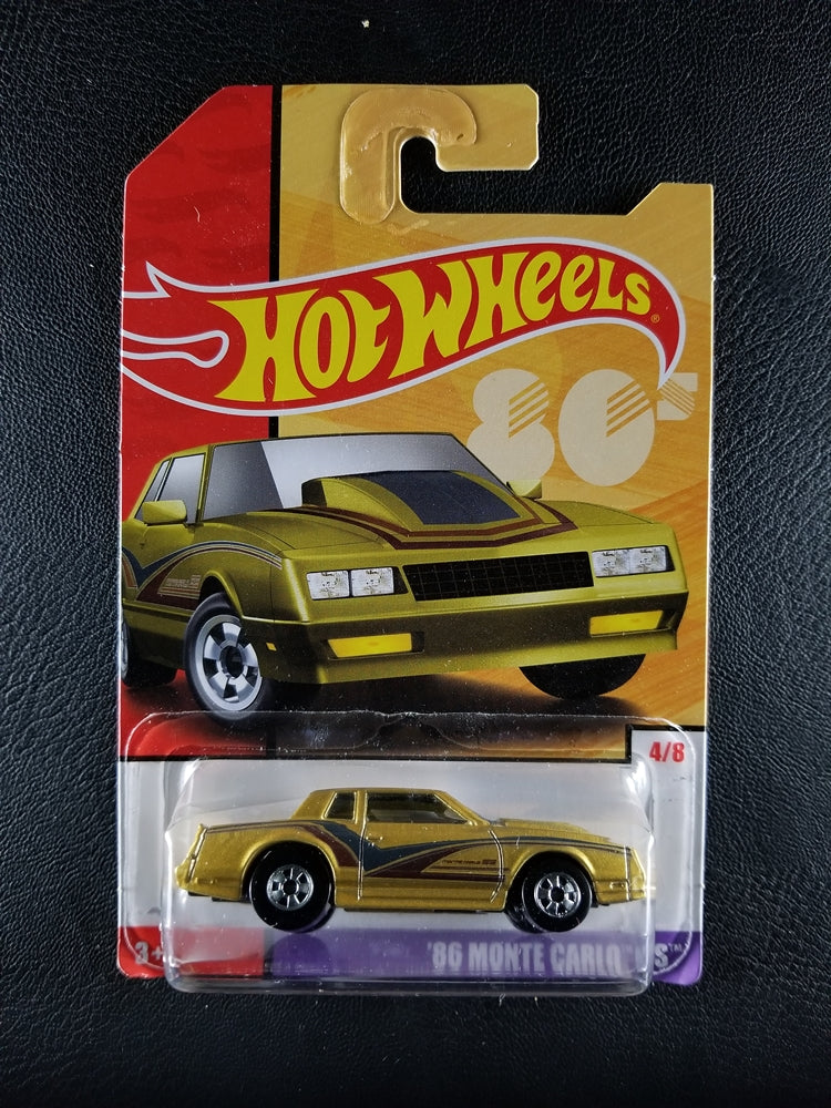 Hot Wheels - '86 Monte Carlo SS (Light Gold) [4/8 - 2019 HW Throwback]