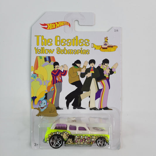 Hot Wheels - Cockney Cab II (White Over Green) [The Beatles Yellow Submarine Series (2016) - 2/6]