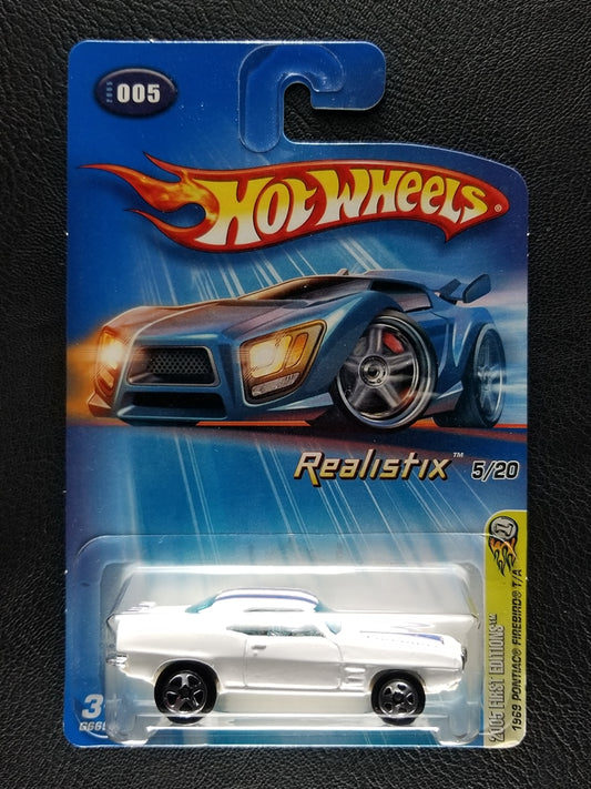 Hot Wheels - 1969 Pontiac Firebird T/A (White) [5/20 - 2005 First Editions-Realistix]