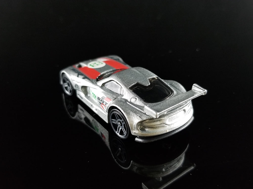 SRT Viper GTS-R