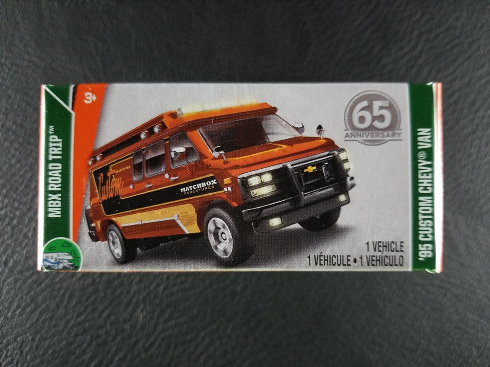 Matchbox - '95 Custom Chevy Van (Orange) [26/35 - MBX Road Trip] (Small Box)