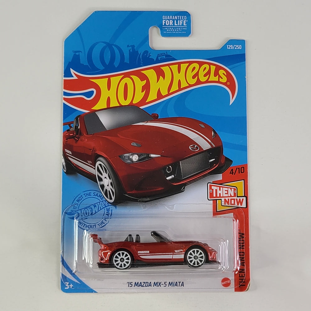 Hot Wheels - '15 Mazda MX-5 Miata (Red)