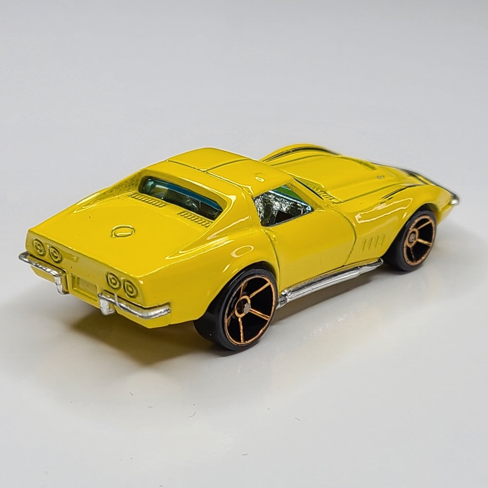 69 Corvette (Yellow)
