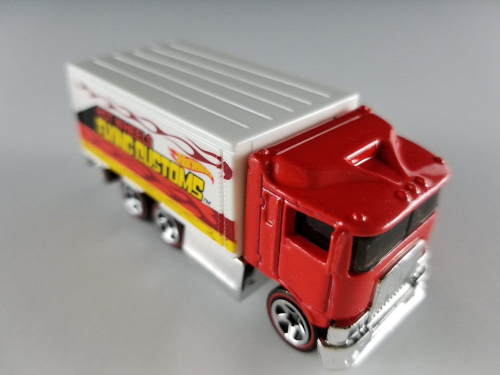 Hot Wheels HiWay Hauler Redline (II)